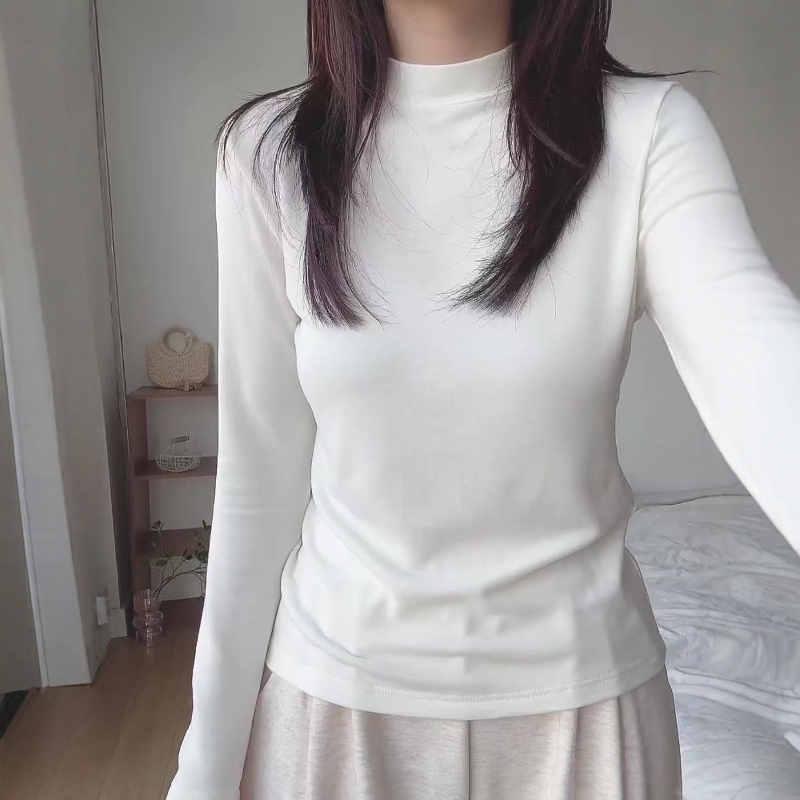 永远穿不腻的素色打底衫上衣女