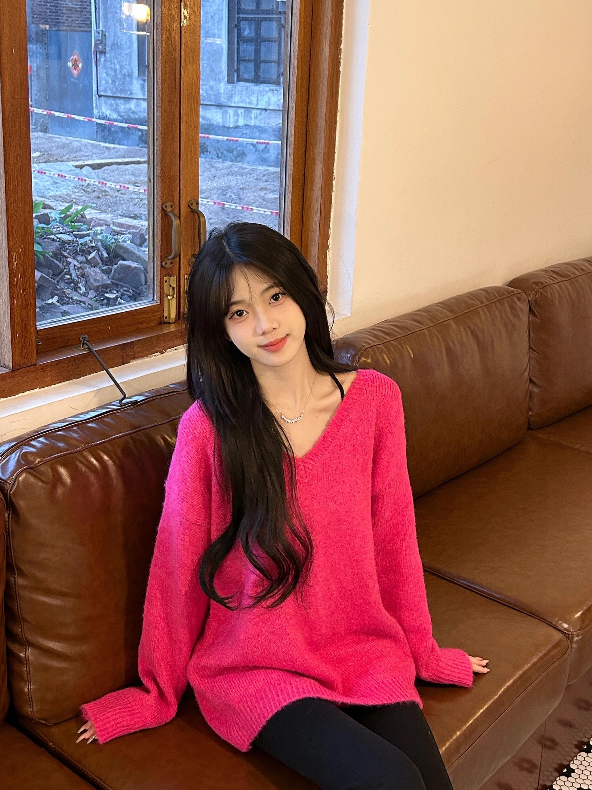 漂亮绝美温柔风V领针织毛衣