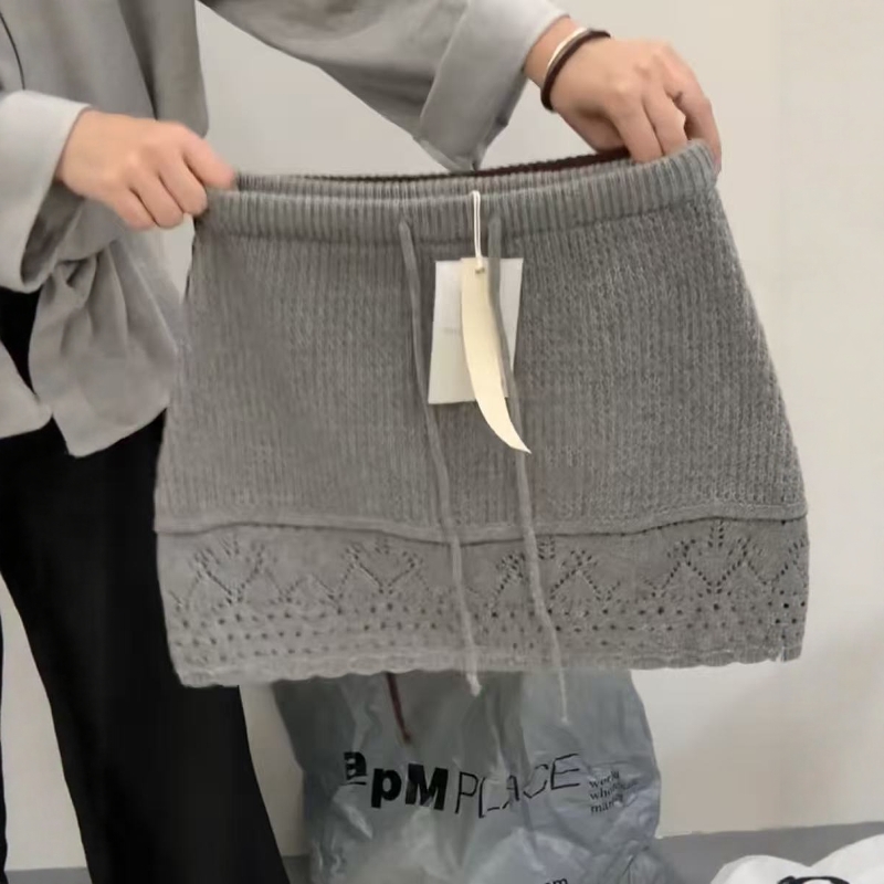 韩系小众设计感钩花针织半身裙女