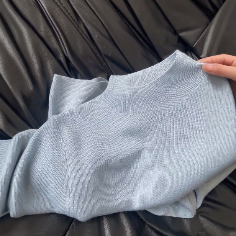 宝藏打底！秋冬半高领修身针织衫