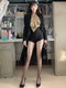 黑色高腰紧身弹力短裤 a字配靴子热裤 女2026秋冬新款 性感百搭短款