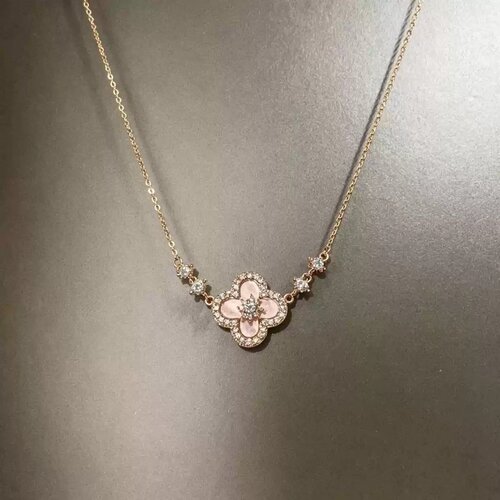 Vintage 古着 Pink four-leaf flower 项链