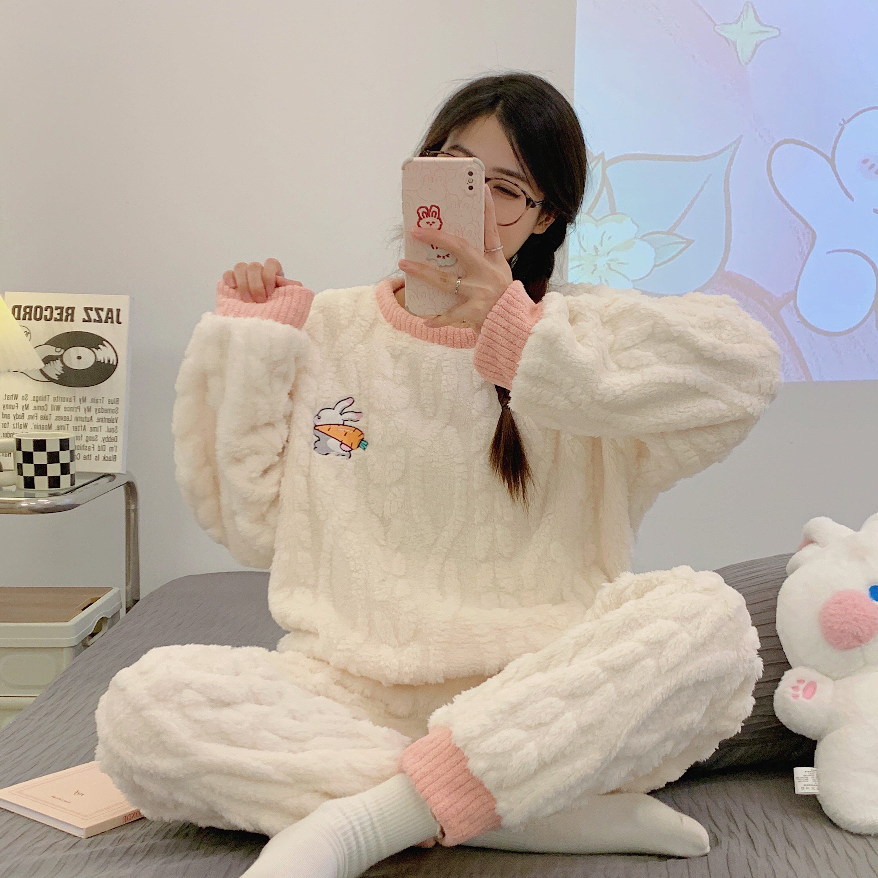 加厚珊瑚绒睡衣女士秋冬季2023年新款云朵狗法兰绒家居服套装女