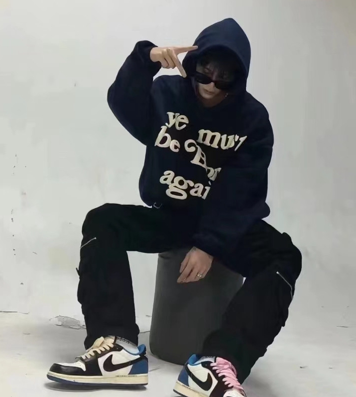 过验版kanye侃爷重生连帽卫衣