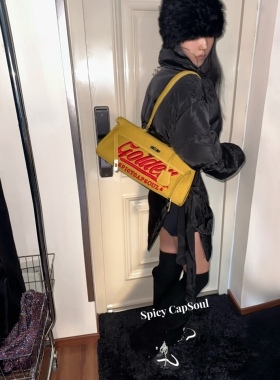 【恶搞】SpicyCapSoul池金物小众16盎司牛仔帆布重工刺绣凯利包包