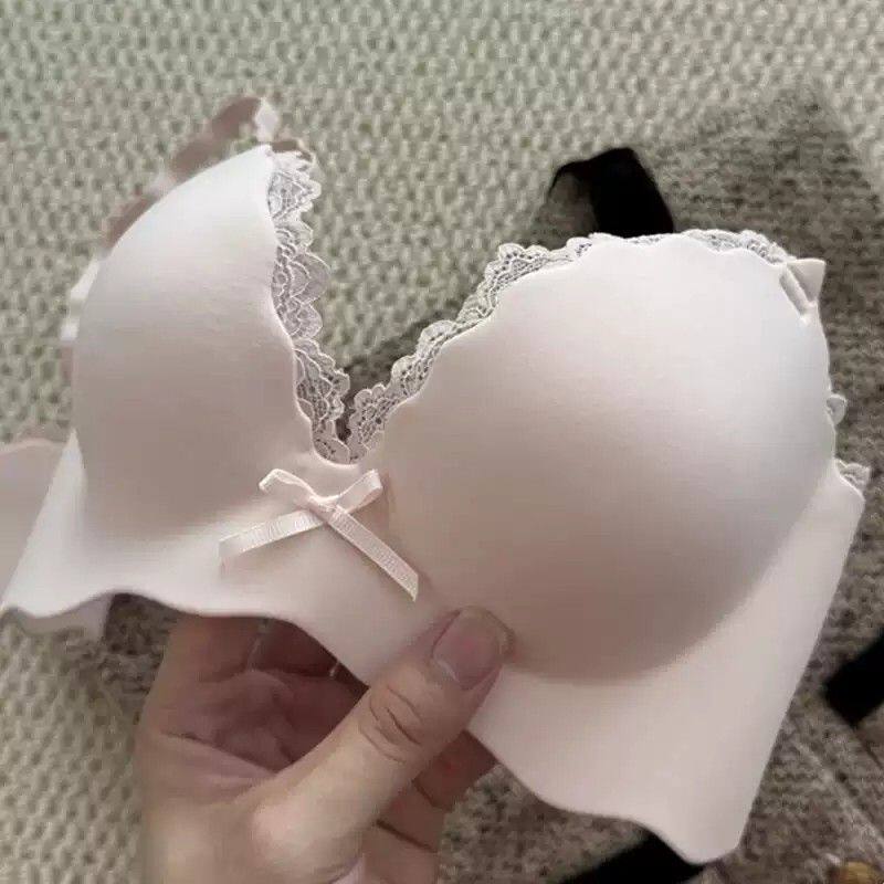 少女内衣女聚拢小胸平胸专用显大不空杯胸罩收副乳无钢圈文胸性感