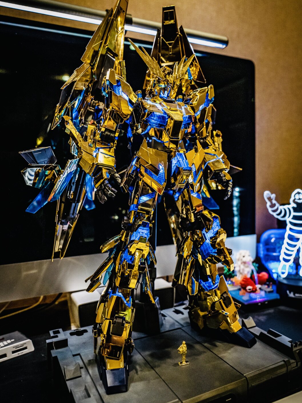 Модель большого класса MG Golden Phoenix Феникс Единорог Идеальный Бай Сюэцзи Собранная Механическая игрушка большого класса ручной работы Изображение 1