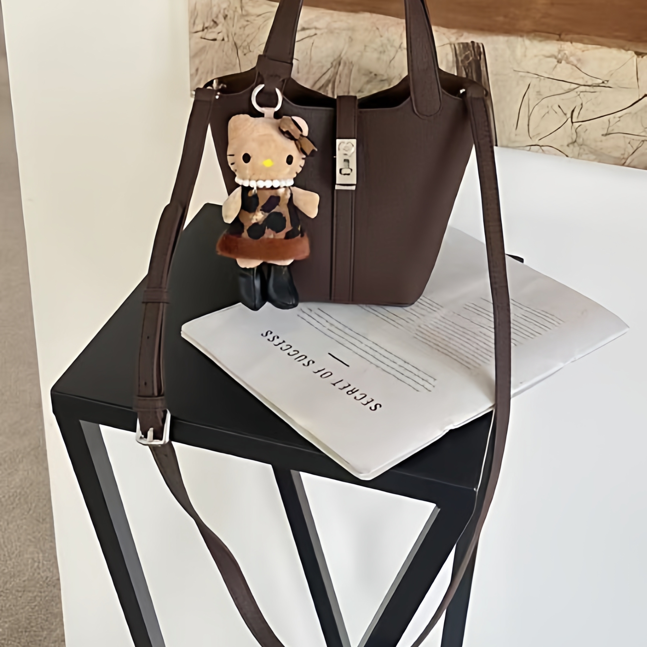 小个子通勤原创小众轻奢水桶包女