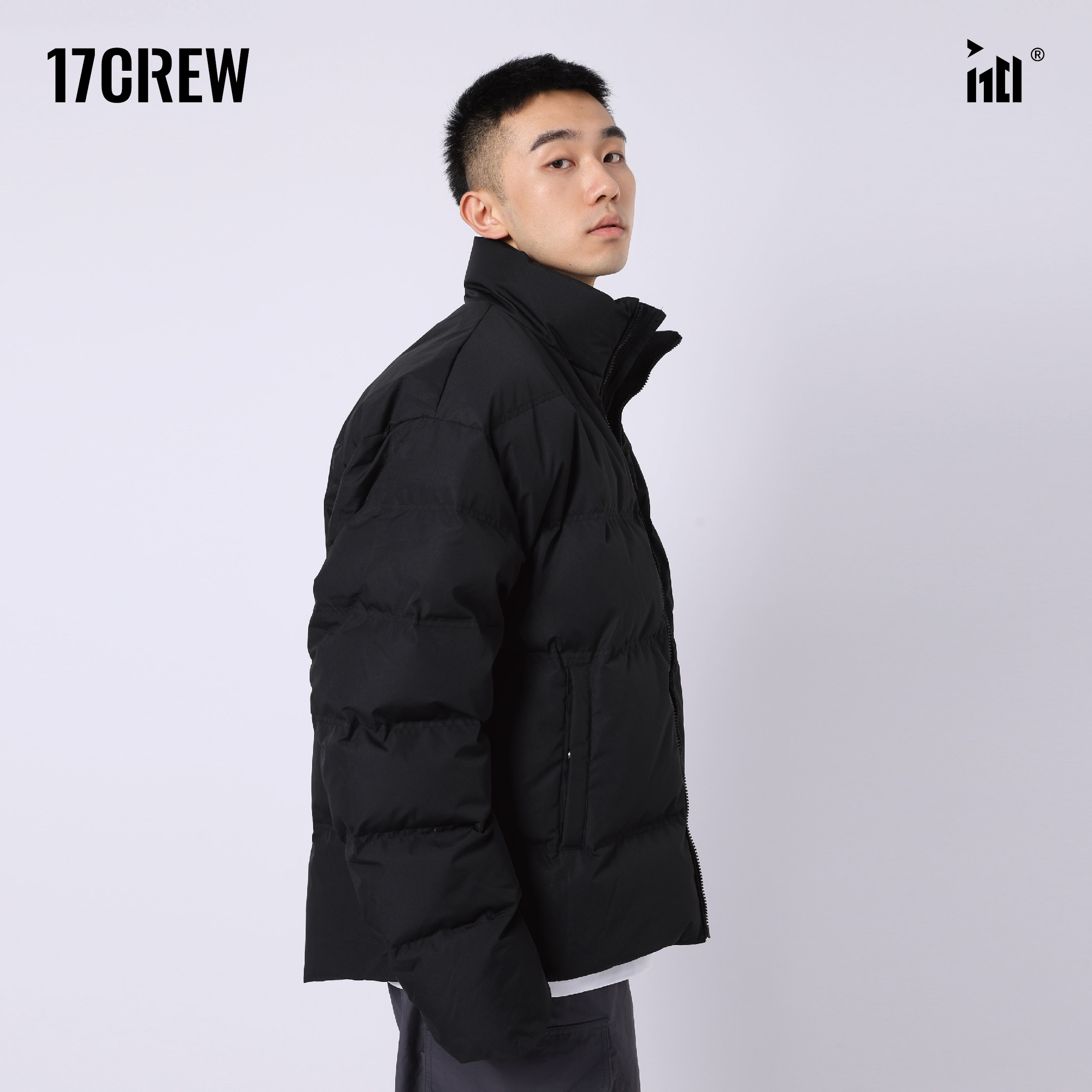1701圆领短款白鸭绒羽绒服