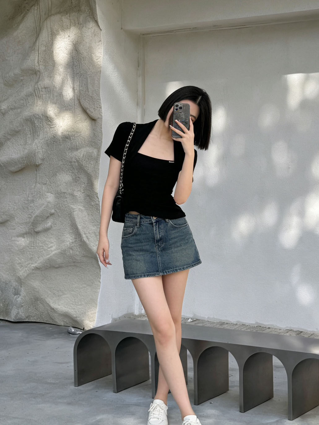 2026Ss早春新款女装 时尚简约微标方领挂脖式修身亲肤短袖T恤上衣