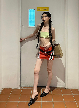 Common in 0120赛车女友 热辣红色拼接辣妹PU皮半身短裙A字包臀裙