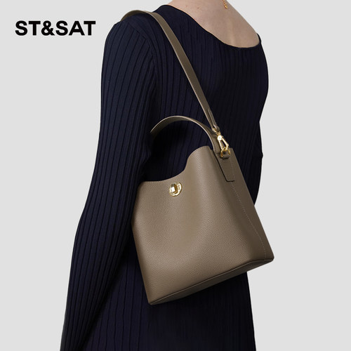 星期六头层牛皮斜挎手提水桶包女