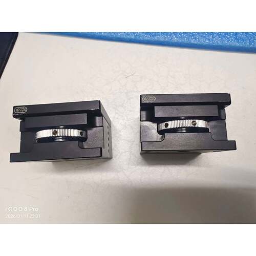 功能正常议价 SEK手动旋钮升降平台，长宽高60*60*38 行程7mm，