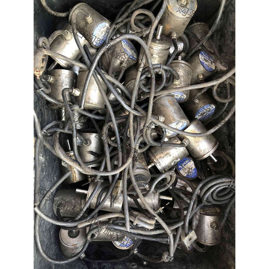 功能正常议价 日本电磁旋转角度编码器ⅤRE-P062FAC（2个）VRE-