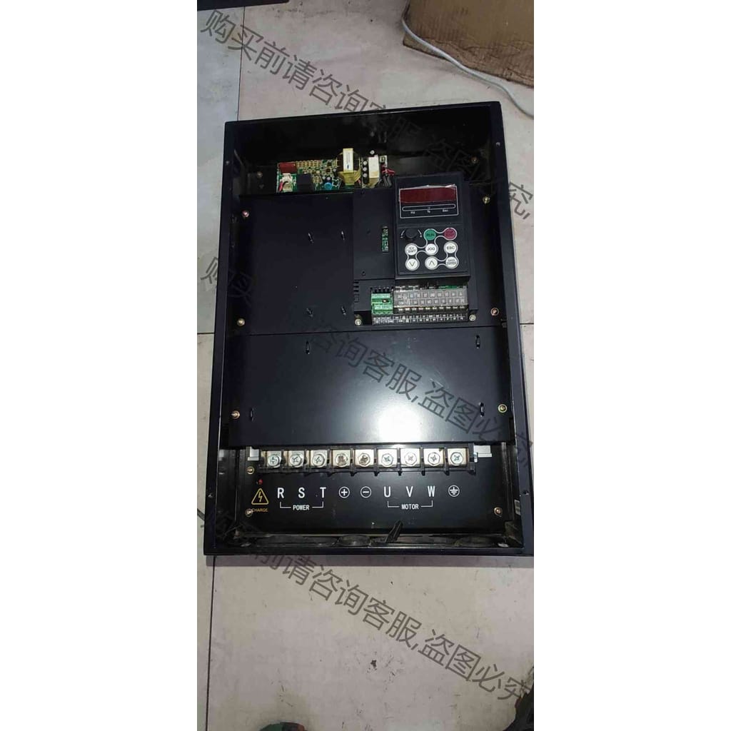 功能正常议价 正弦变频器SINE tc3a07-037-3a两台，按