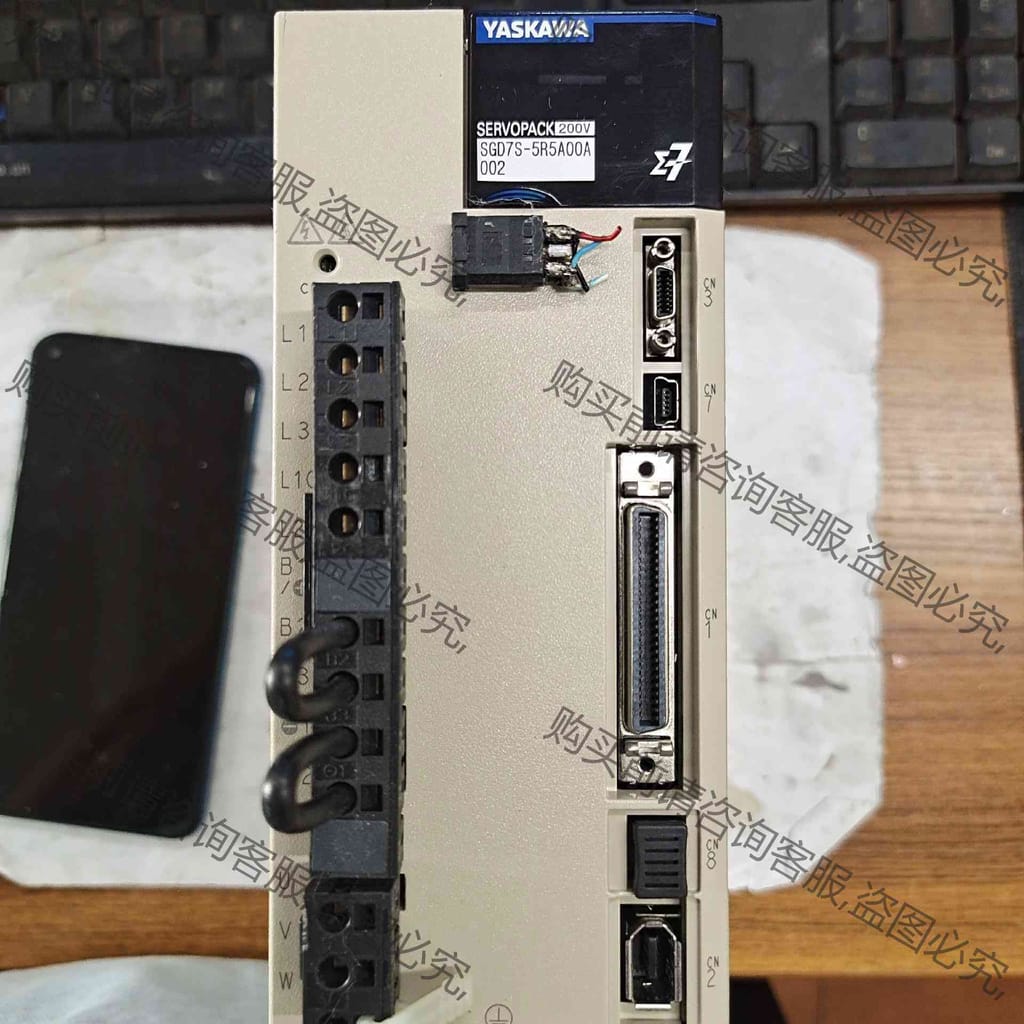 功能正常议价 安川7系750W伺服驱动器 SGD7S-5R5A00A0