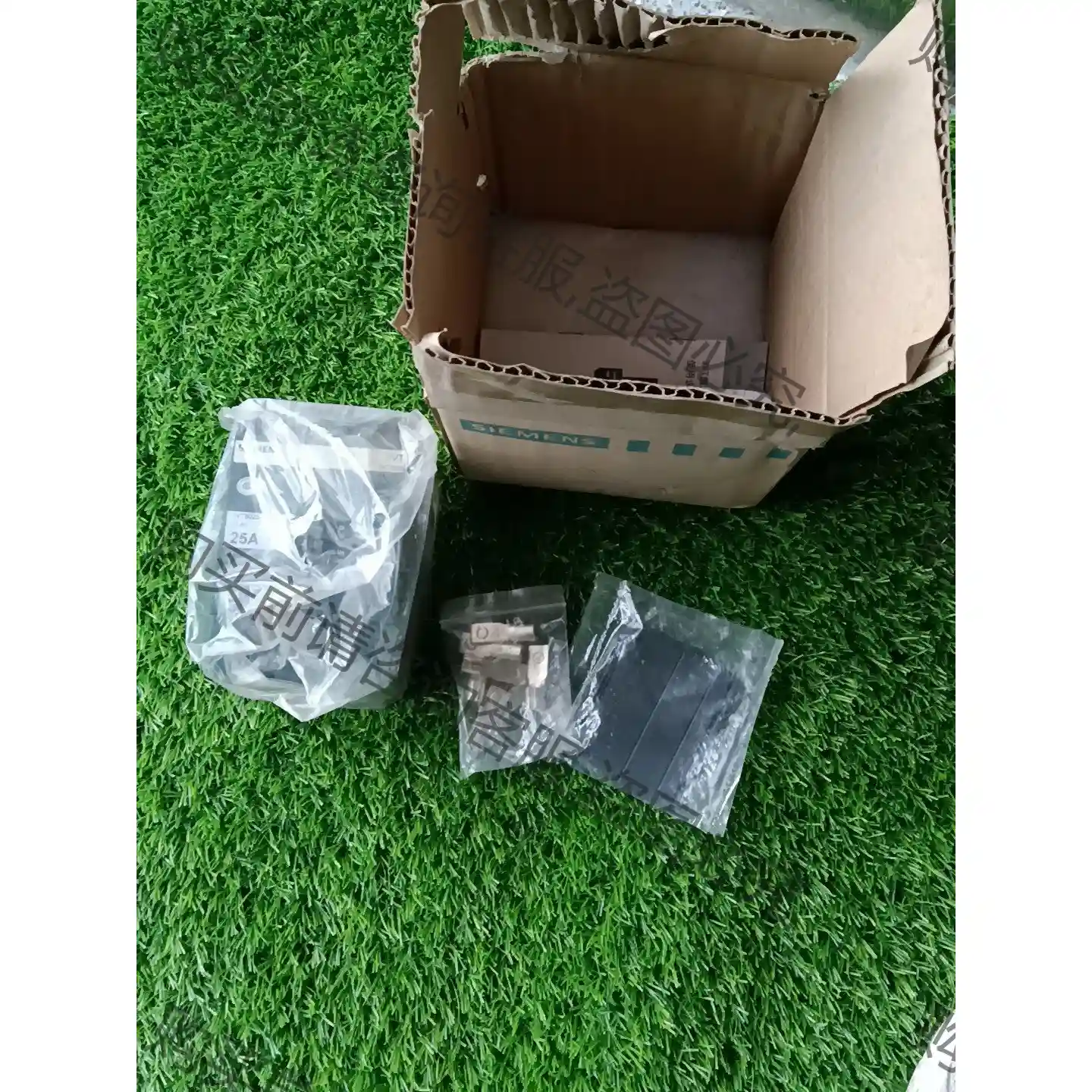 3VT63N，25A,全新库存原装正品西门zi塑壳断路器西门zi先议价拆