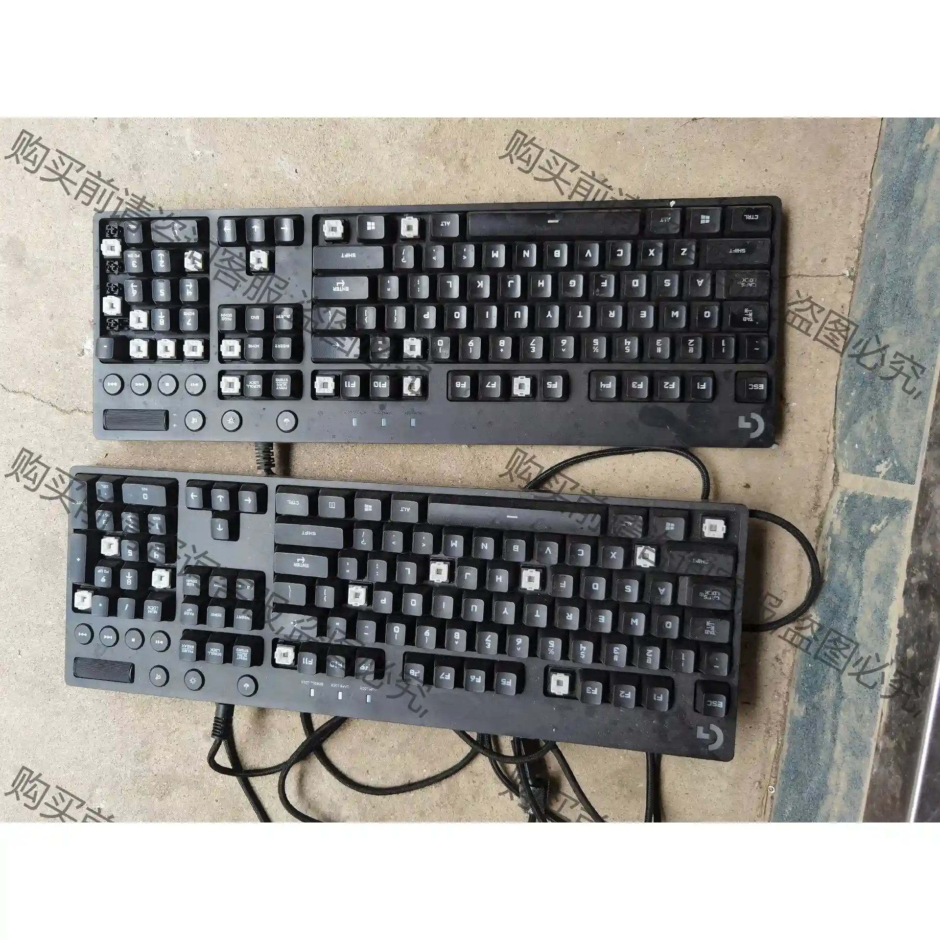罗技G810键盘 两个外观完好有缺键帽 通电试了一下 先议价 拆机货