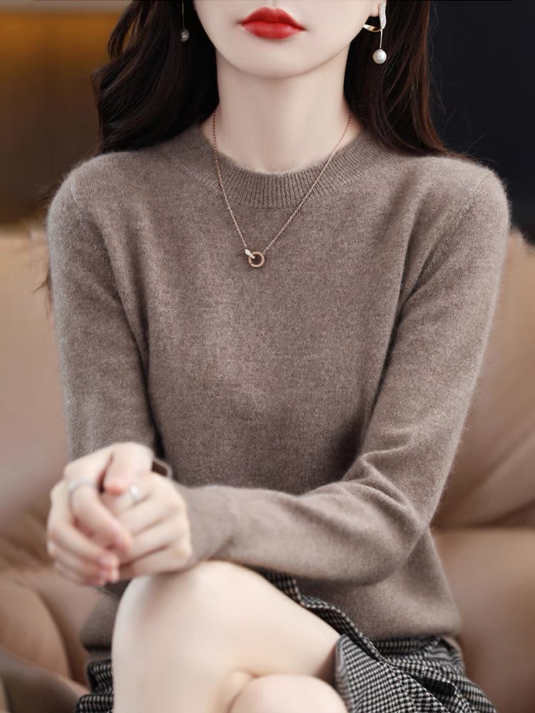 圆领羊绒衫女宽松打底衫