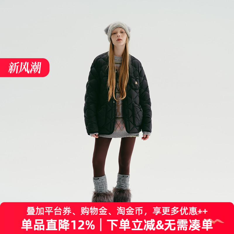 90%白鸭绒，85%绒子含量，轻便保暖