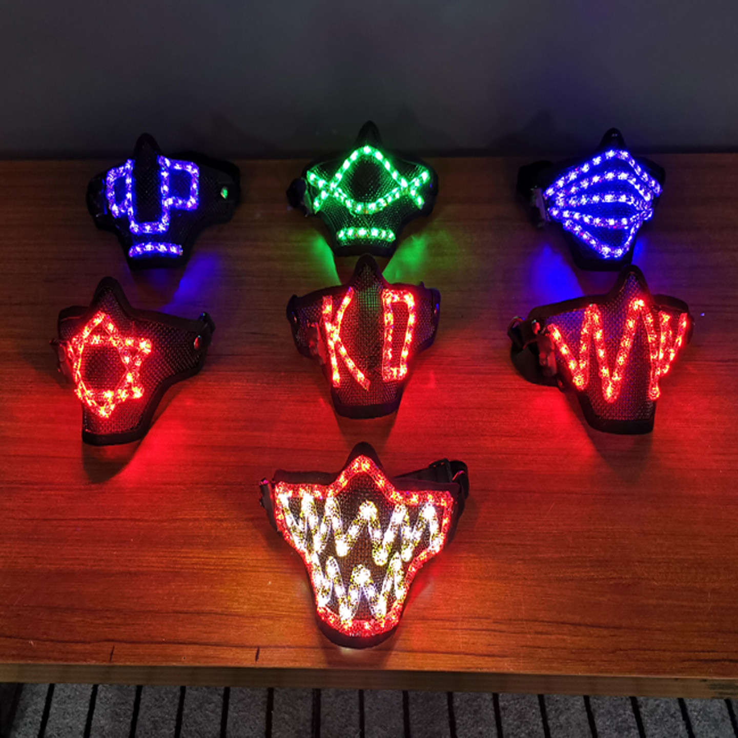 酒吧KTV舞台表演道具夜场敬酒团传酒氛围面罩LED发光口罩防护面具