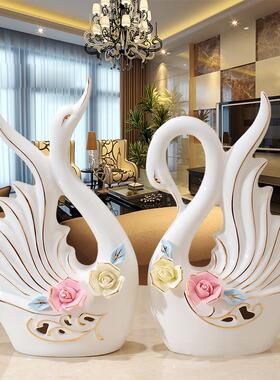 采购产品现代简单的陶瓷天鹅装饰品，实用对家庭客厅酒柜，电视柜