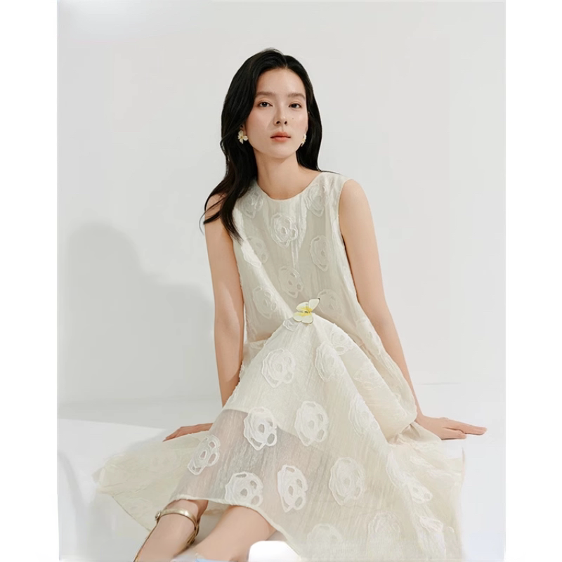 法式浮雕提花连衣裙女2026年夏季新款无袖背心裙
