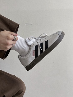 Court低帮耐磨防滑运动休闲板鞋 Adidas阿迪达斯男女款