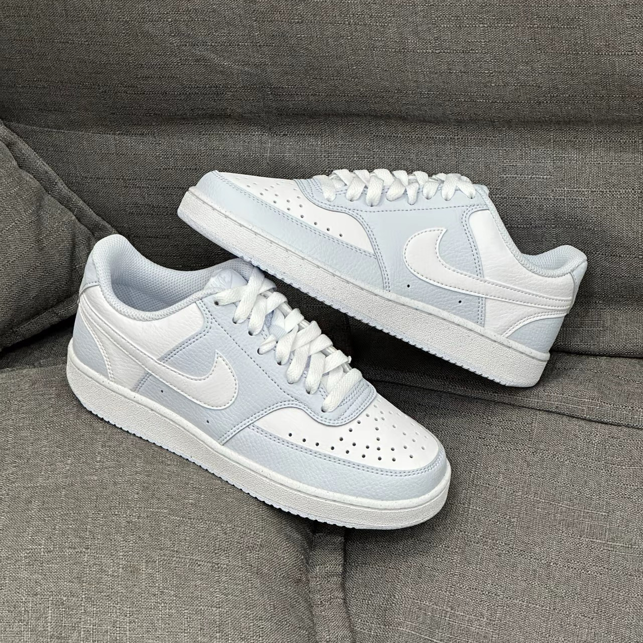 Nike Court Vision 舒适百搭 耐磨透气 板鞋 女款 灰白DH3158-004