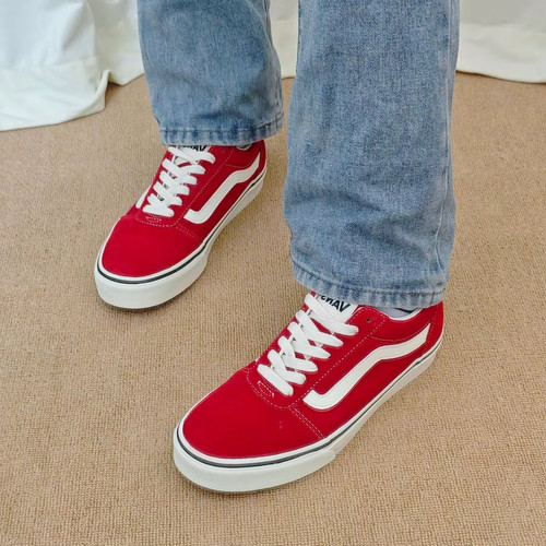 Vans Ward 舒适 耐磨轻便 低帮 板鞋 男女同款 红色VN0A5HTSBOP