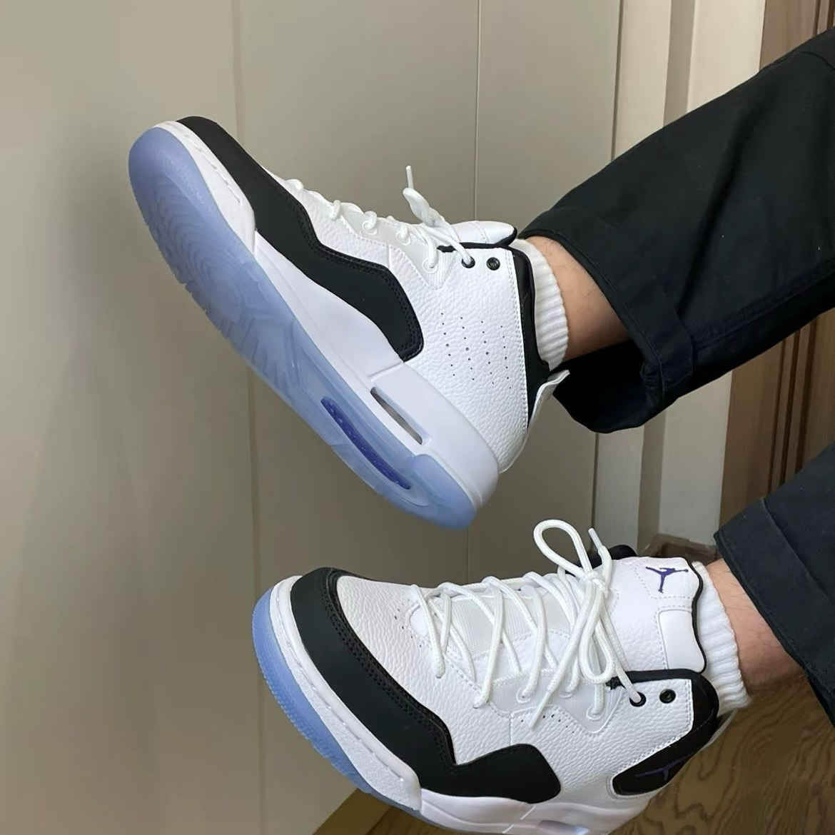 Air Jordan Courtside 23 AJ23小藤原浩黑白复古篮球鞋AR1000-104