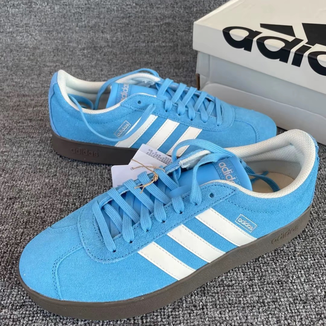 Adidas CourtVI Classic男女经典德训低帮休闲板鞋JI0496