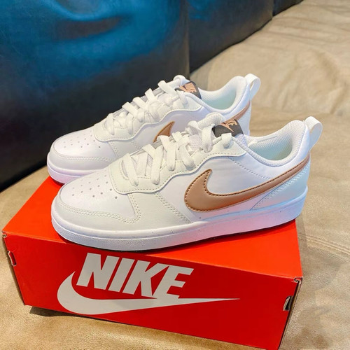 Nike Court Borough Low 2 百搭休闲 防滑减震耐磨板鞋BQ5448-116