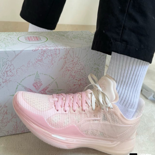 李宁利刃4V2粉黛科技实战减震实战篮球鞋男女子ABAU037-3