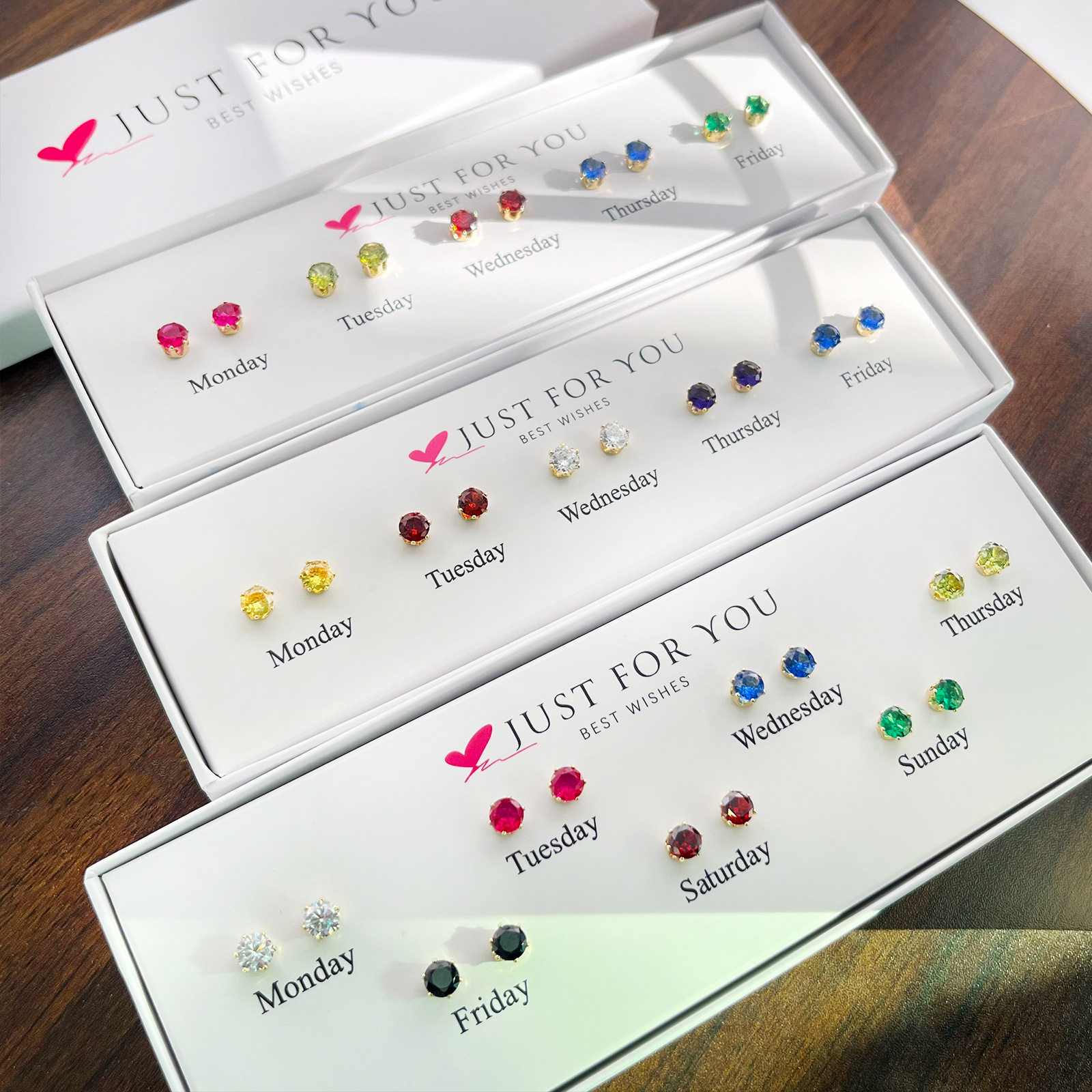 新款简约彩色锆石耳钉高级感送礼耳环一周七天套装礼盒男女生耳环