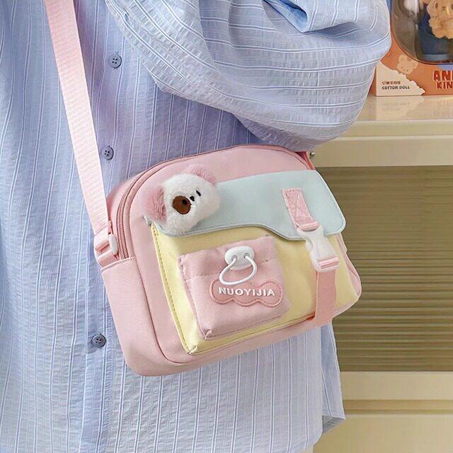 儿童斜挎包女孩小包包2025新款时尚女童可爱外出童背包女学生挎包