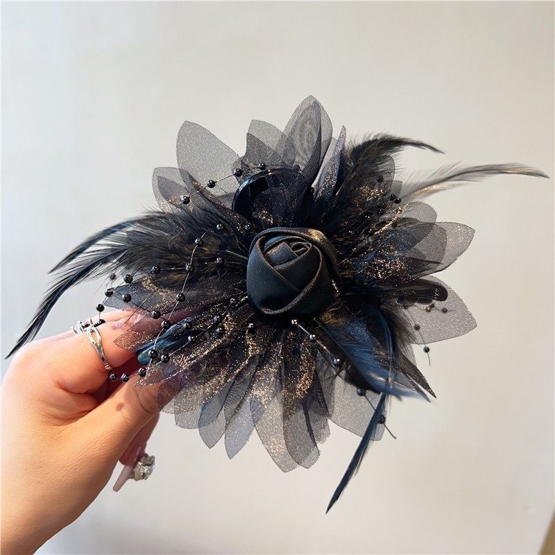 2024新款羽毛蓬松抓夹气质显发量网红时尚盘发鲨鱼夹黑色爆款发卡