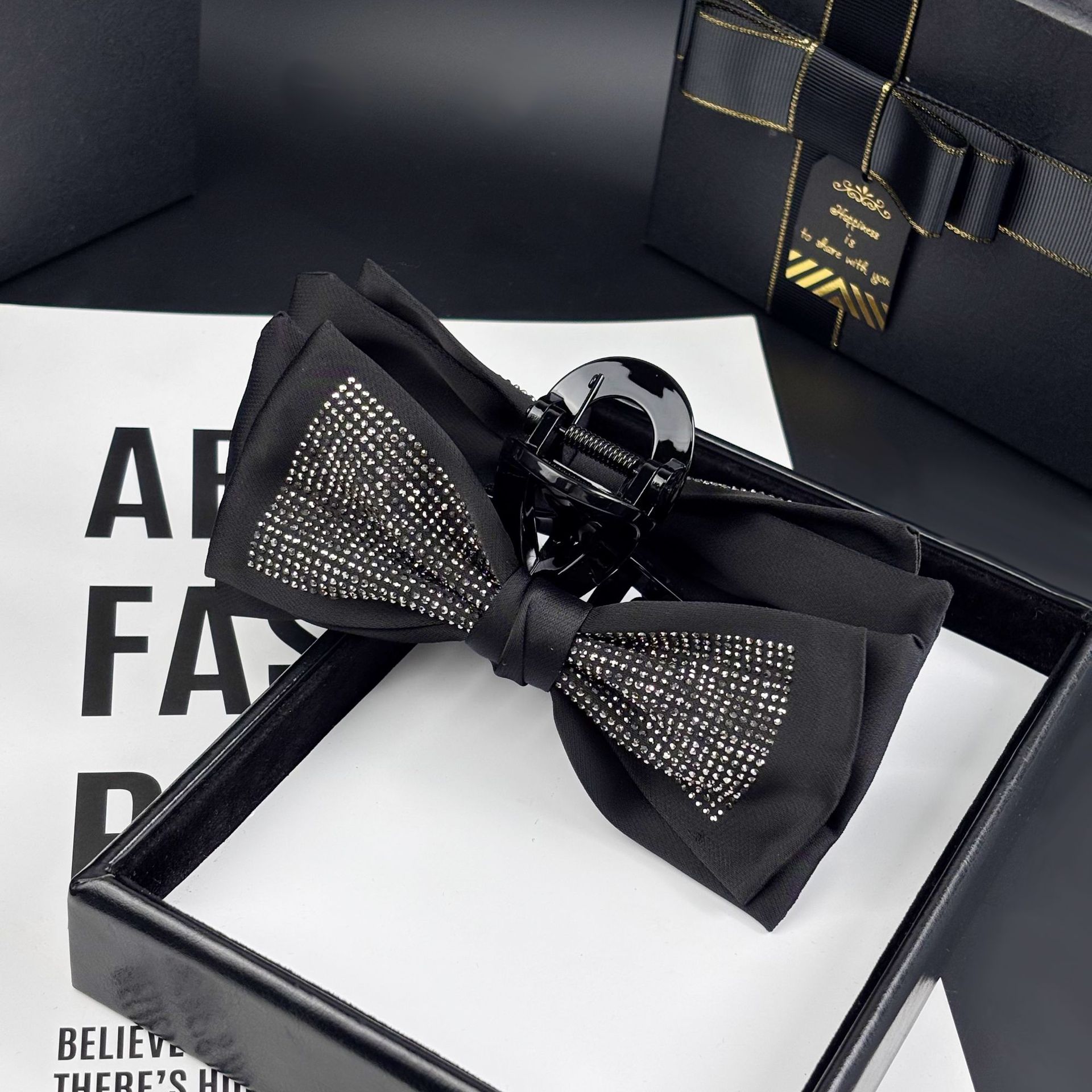 感蝴蝶结抓夹大号水钻高端新款发夹女后脑勺鲨鱼夹子头饰发卡