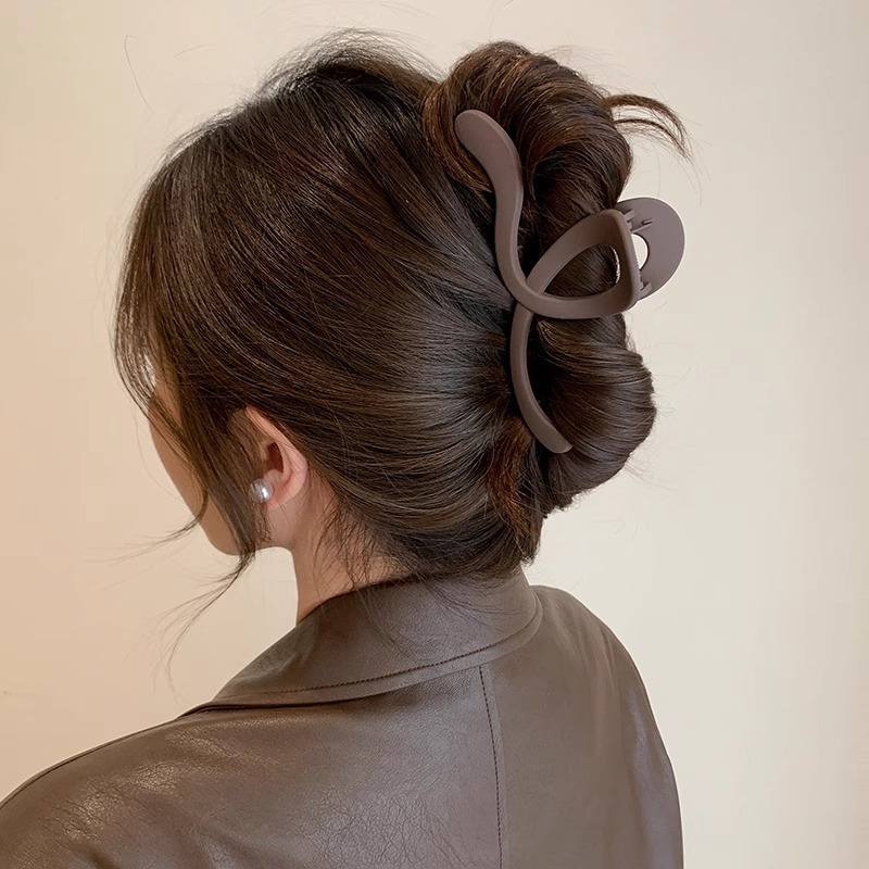 TKTK优雅质感磨砂鲨鱼发夹大号抓夹女新款后脑勺头饰发量多适用