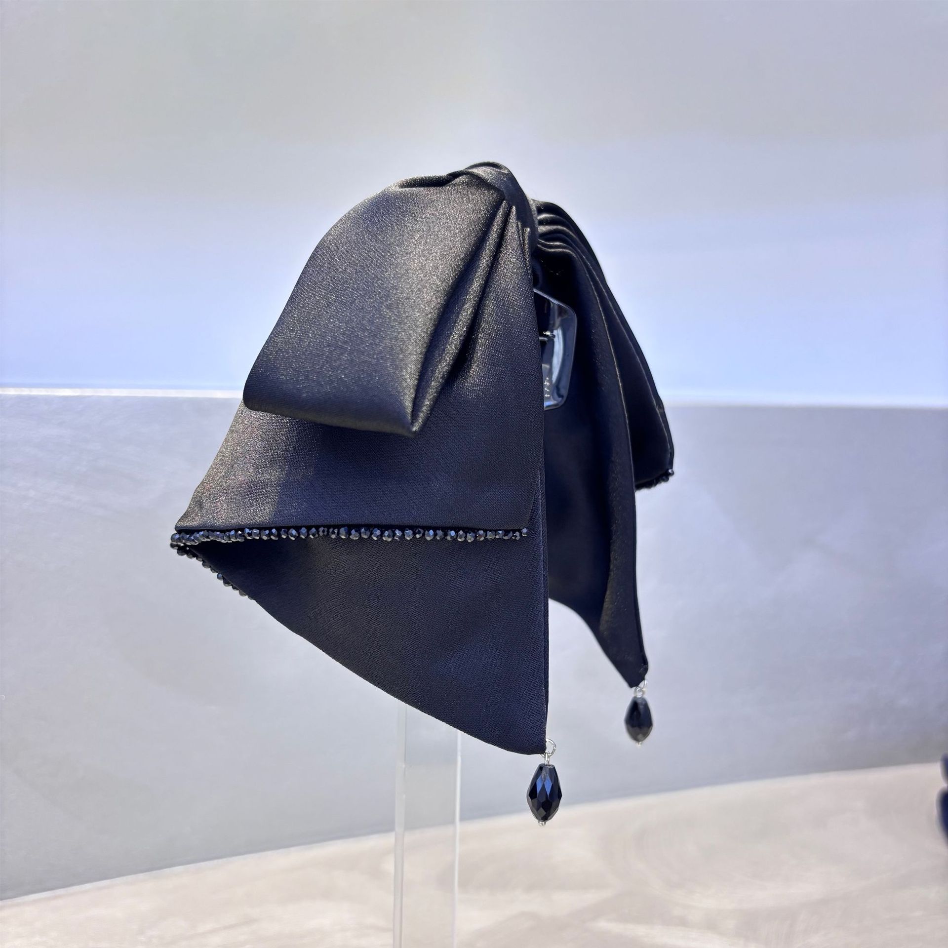 2025新款法式优雅水钻感发夹后脑勺抓夹网红洋气扎低马尾夹女