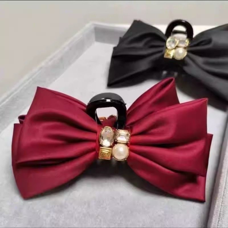 小香风黑色缎面蝴蝶结抓夹新款感发夹后脑勺鲨鱼夹逃公主夹