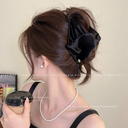 tktk高马尾缎面贝壳三角抓夹女感2025新款后脑勺盘发鲨鱼夹子头饰