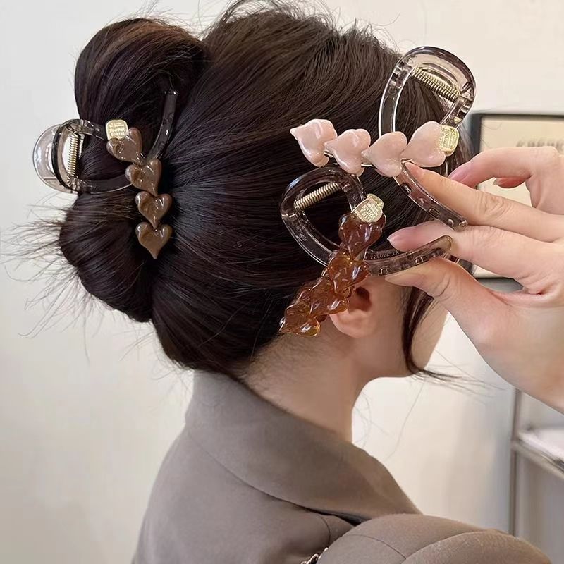 气质爱心发夹女后脑勺盘发中号抓夹感ins简约鲨鱼夹子发抓