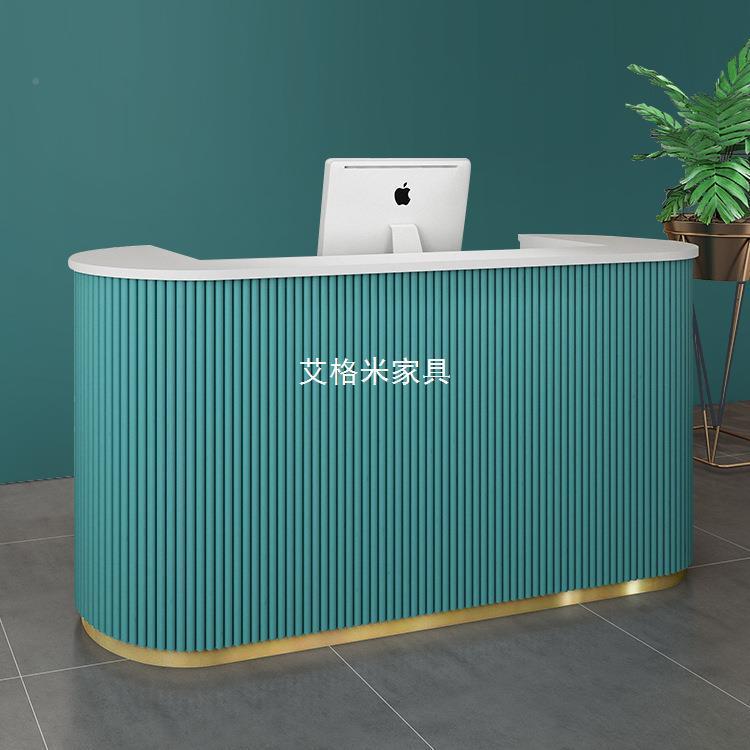 现代简待约容服店弧形收银台美院吧台北欧轻奢前台工作装室接柜台图片