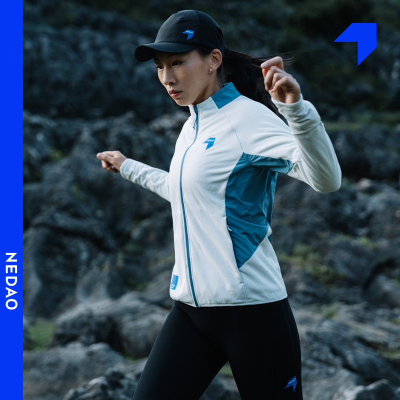 内道聚能卷立领拼接外套