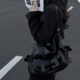 小众机能大容量斜挎包中性机车包女秋冬美式 休闲黑色托特包通勤包