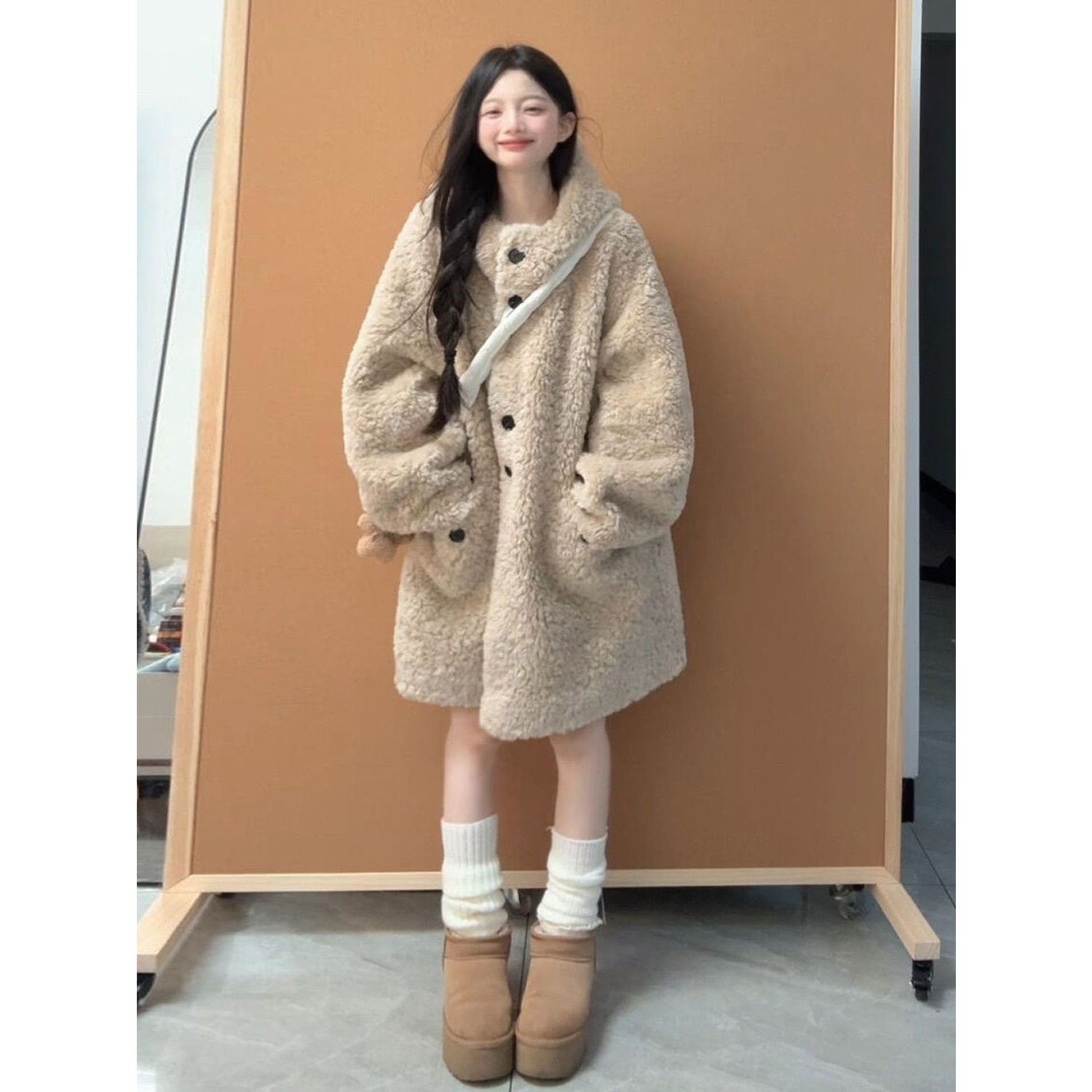 羊羔羔毛外套巨保暖2025新款连帽羊羔毛绒外套女秋冬小个子韩系慵