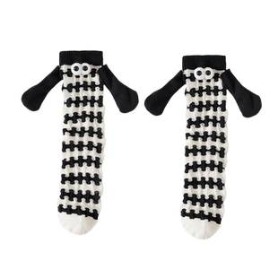 会牵手的袜子女夏季薄款中长筒袜ins潮卡通搞怪吸铁磁吸彩色条纹