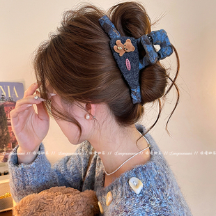 小熊三角抓夹女高级感后脑勺鲨鱼夹发夹2026新款冬日百搭大号头饰