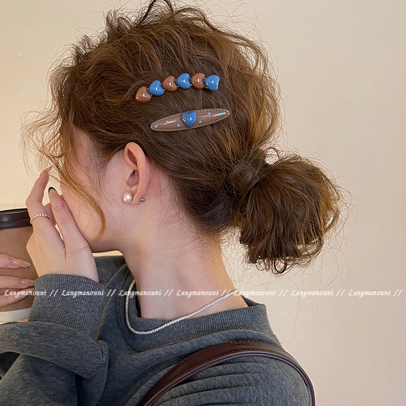 海盐巧克力~爱心发夹女侧边一字夹2025新款高端前额刘海夹子发饰